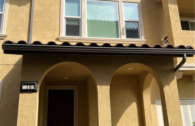 2418 S Fremont Avenue