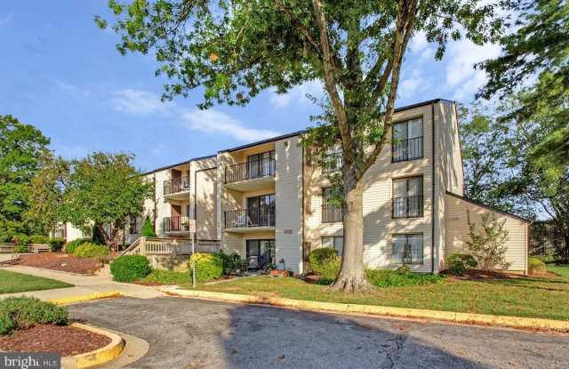 Photo of 2574 RIVA Road unit: 19A