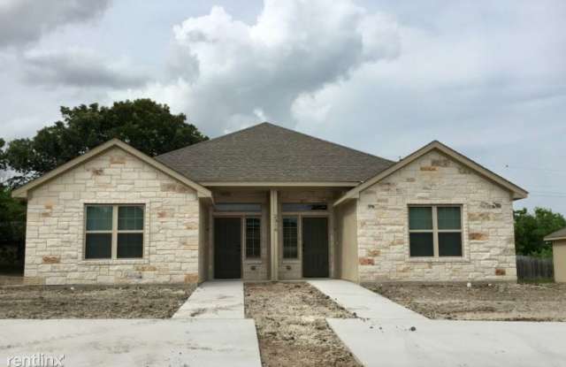 2312 Valley Forge Ave 2312B - 2312 Valley Forge Avenue, Temple, TX 76504