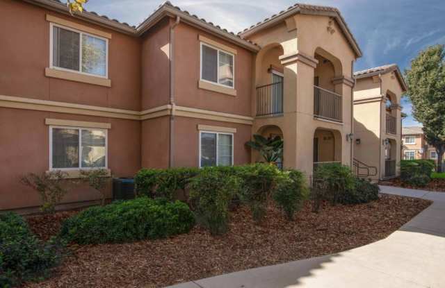 Mirage Vista Apartments