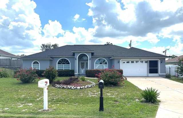 Photo of ✨ Move-In Ready 3/2/2 Near Ocala – Nearly 2,000 Sq Ft  Beautifully Updated! ✨