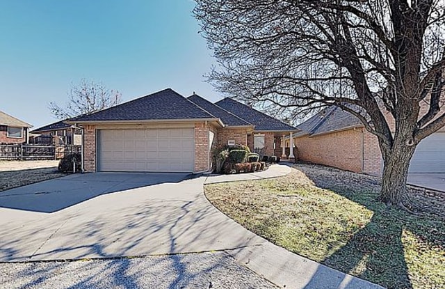 12512 Greenlea Chase W, Oklahoma City, OK 73170 - 12512 Greenlea Chase East, Oklahoma City, OK 73170