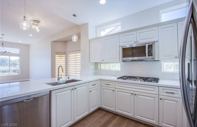 2660 Crown Ridge Drive