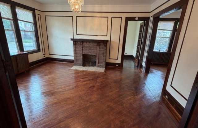 74 N 10Th St