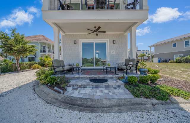 109 East Lakeshore Drive