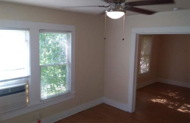 905 West Lynwood Avenue - 2