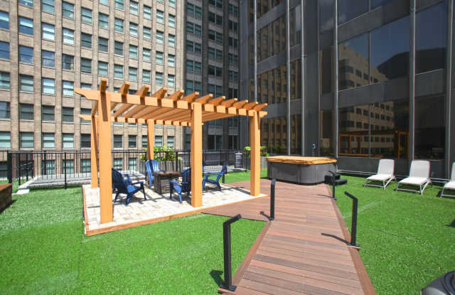 Photo of Gallery 720