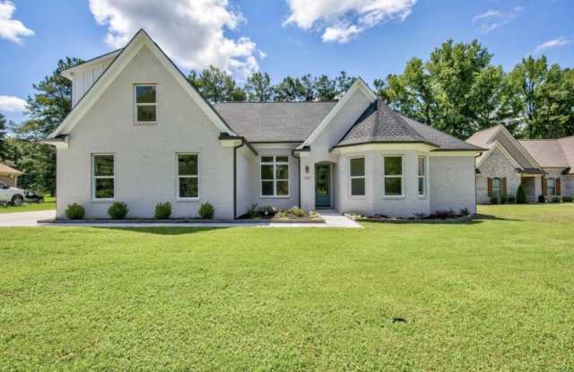 3835 SPRINGTON