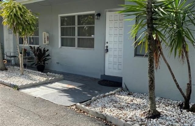 2652 NE 9th Ave - 2652 NE 9th Ave, Wilton Manors, FL 33334