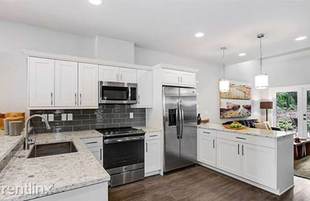 3607 228th Ave SE