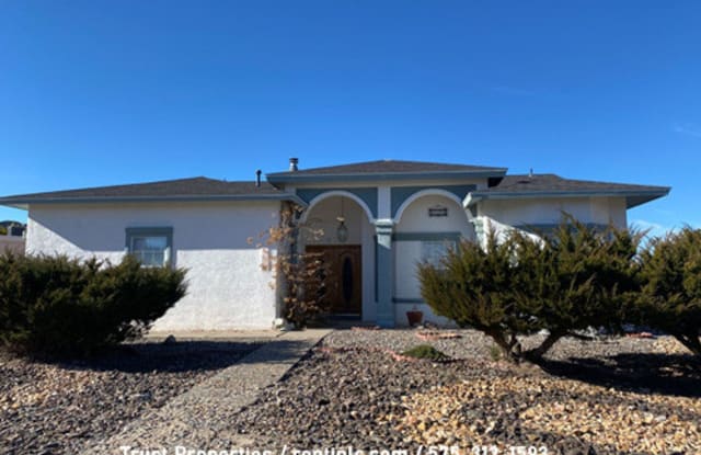 4455 Los Arboles - 4455 Los Arboles Drive, Las Cruces, NM 88011