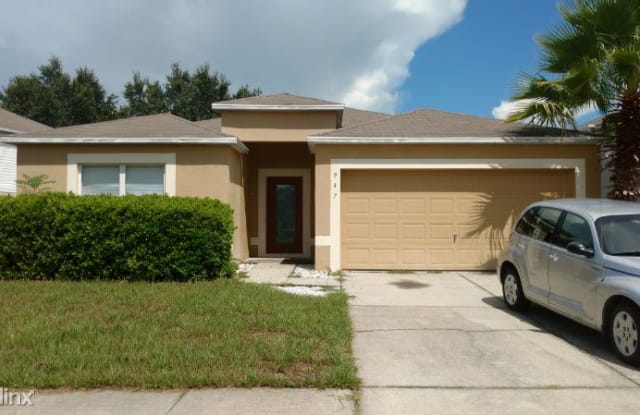 947 Vanderbilt Drive - 947 Vanderbilt Drive, Eustis, FL 32726