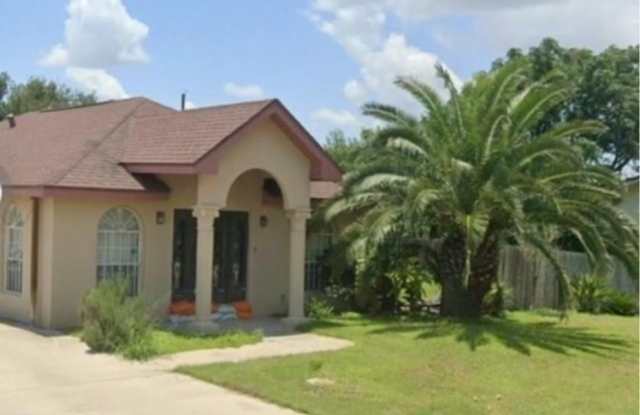 Photo of 310 Adams Avenue