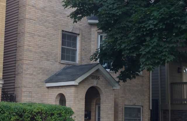 Photo of 3755 North Christiana Avenue