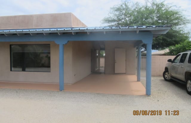 154 E Duval Rd Unit 2 - 154 East Duval Road, Green Valley, AZ 85614