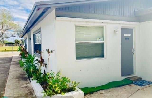 889 NW 16th Ave