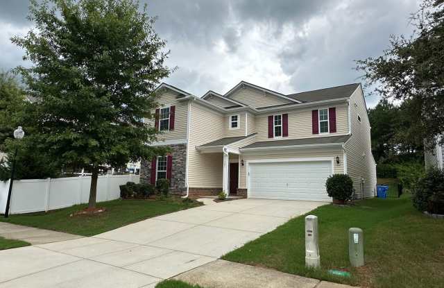 Photo of LIVE IN WATERLYNN