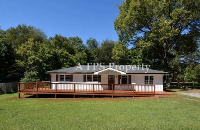 Photo of 226 Cantrell Drive Southwest