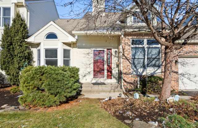 Beautifully Renovated Townhome in The Ridings at Brookside – Macungie