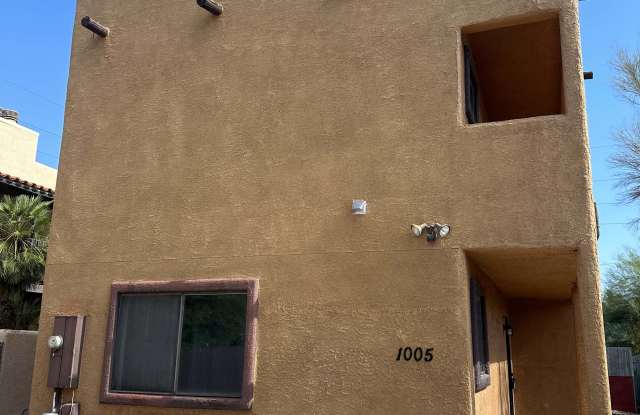 1005 E Water St Unit 1