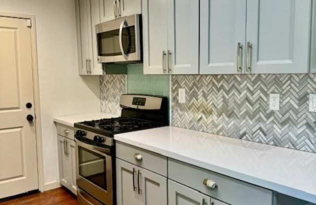 1428 San Carlos Avenue