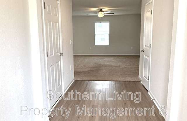3047 Crescent Lake Lane
