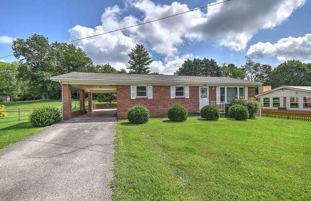 208 Hogan Ave, Greeneville, TN 37743