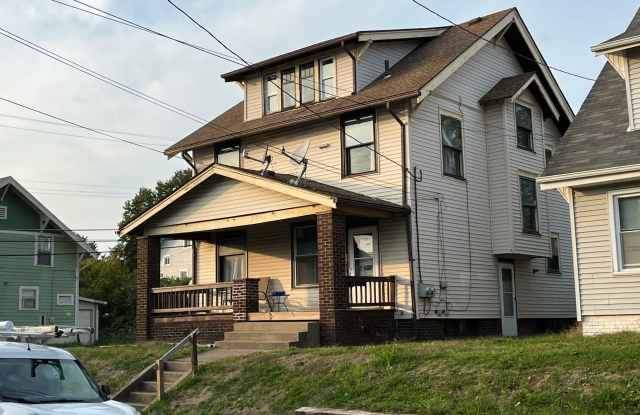 1135 16th Street NW UP