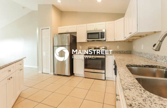 2211 Northeast 5th Avenue