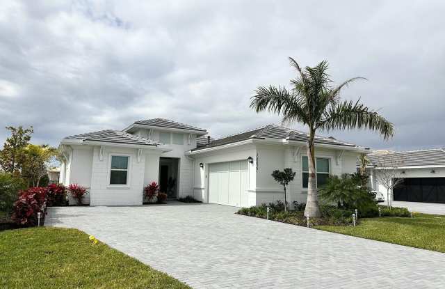 10027 Timber Creek Way