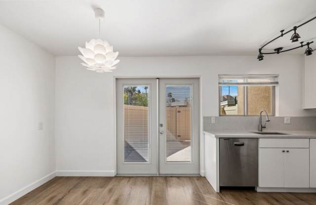 Photo of 1268 E Ramon Rd