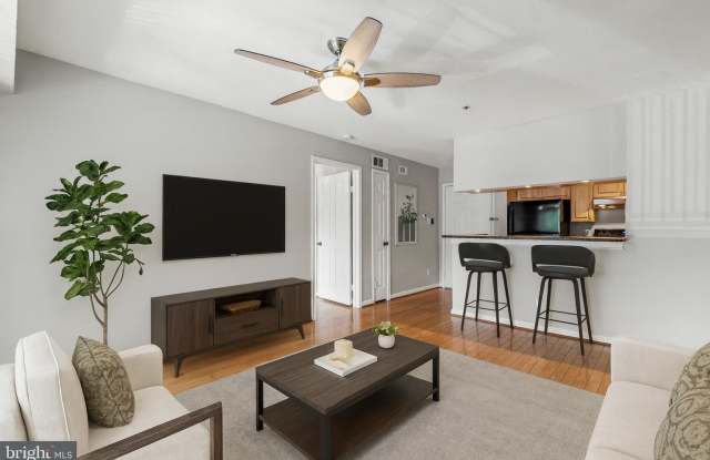 3315 Wyndham Circle - 1Unit 2230