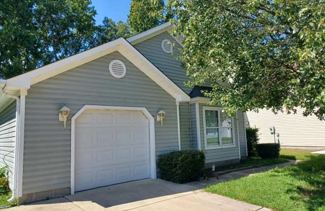 Photo of 5053 Huntclub Chase