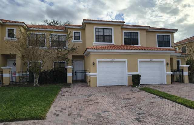 Photo of 1307 Clove Drive