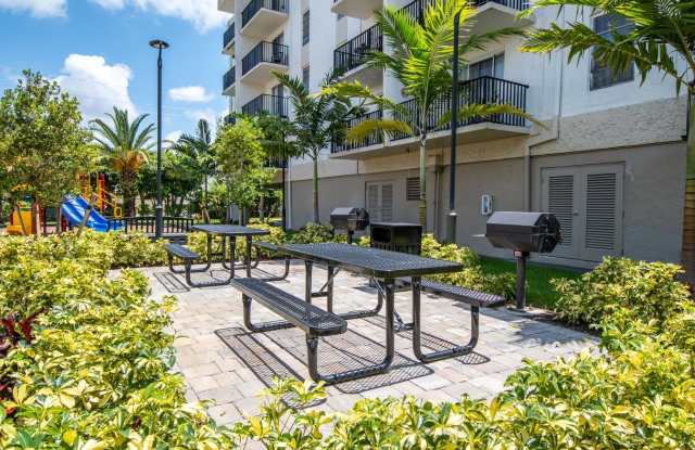 Todel Apartments