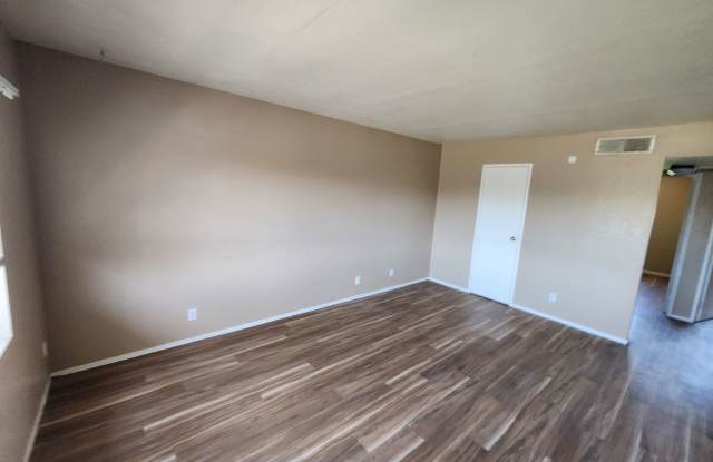 4796 Nova Lane Unit 4