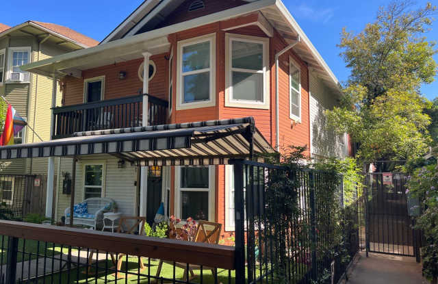 1419 E Street Unit 3
