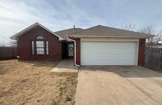 Beautiful 3 Bed 2 Bath in Norman