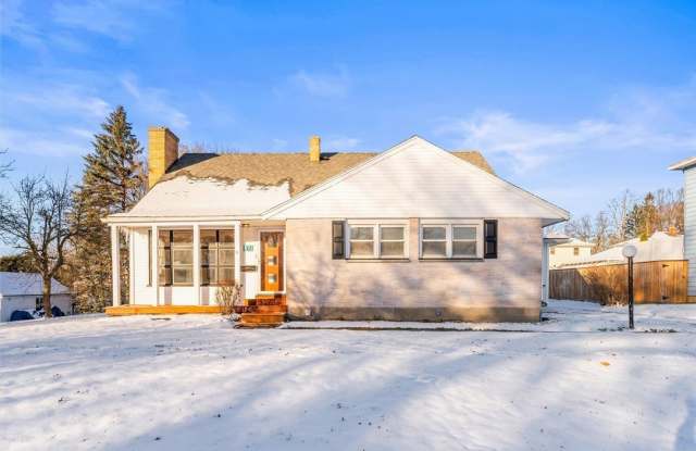 Photo of 32 Deland Park B