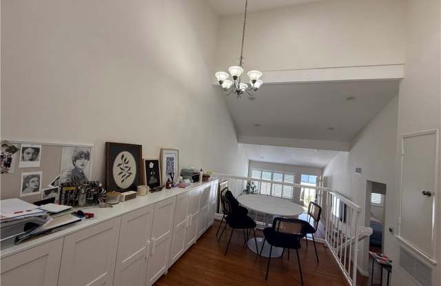 2242 Loma Alta Drive