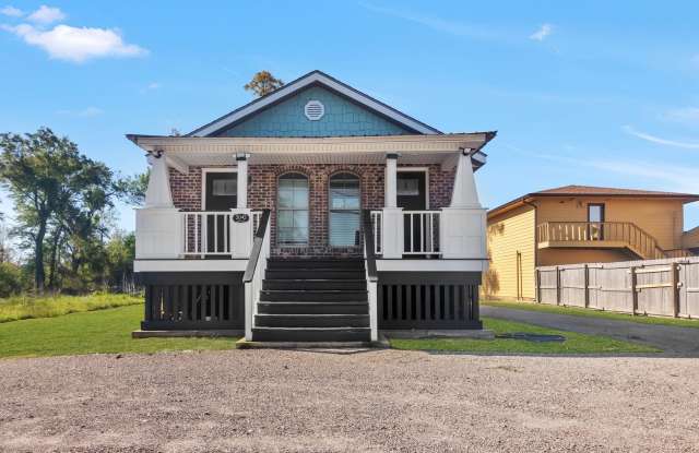 Photo of Newly Remodeled Units!