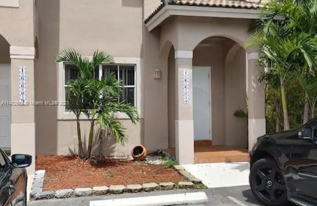 16605 NW 73rd Ave - 16605 Northwest 73rd Avenue, Miami Lakes, FL 33014