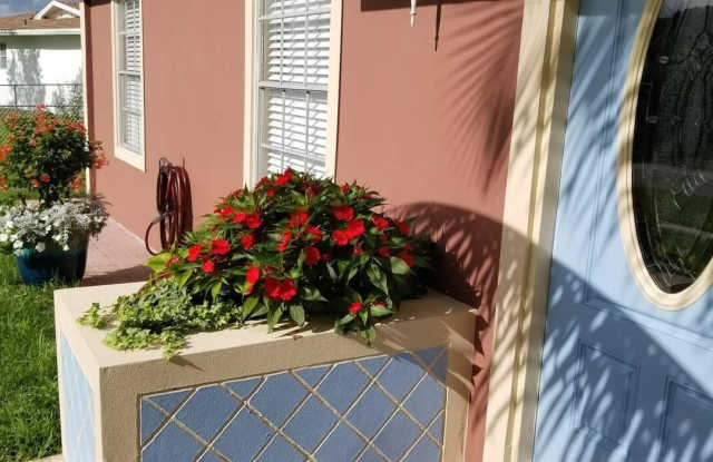 864 SE Festivo Court