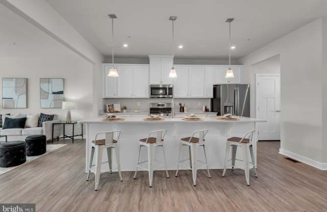 14910 TOWNSHEND TERRACE Avenue