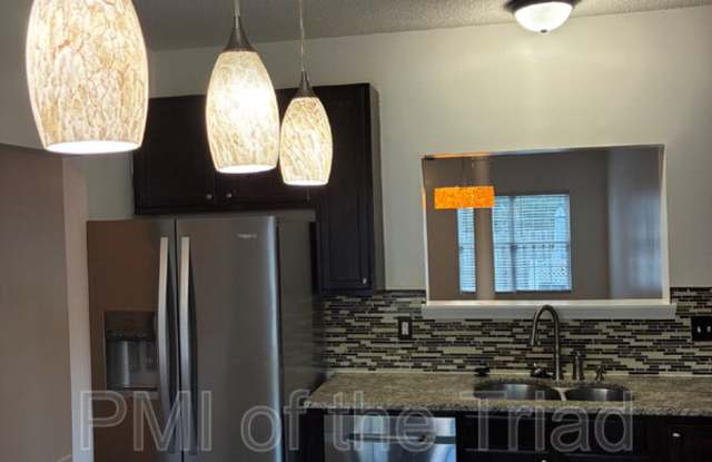 3005 Windsor Creek Way