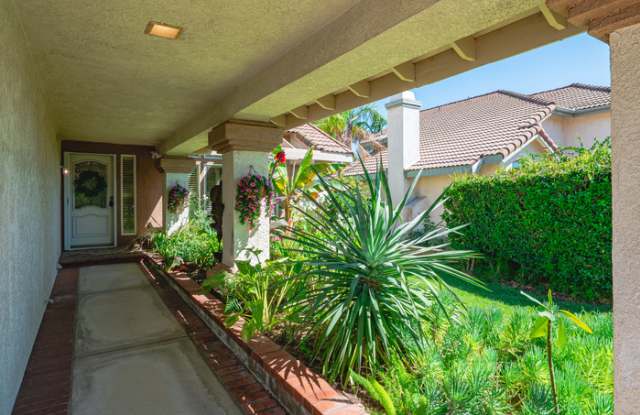 6933 Stanislaus Place