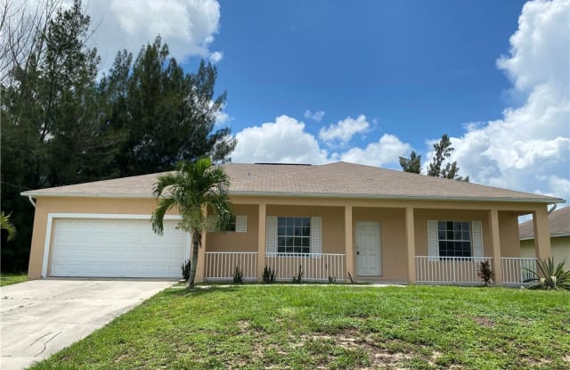 1824 SW 2nd Street - 1824 Southwest 2nd Street, Cape Coral, FL 33991