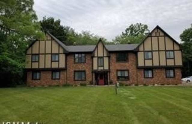 Photo of 2049 N DUCK LAKE Road