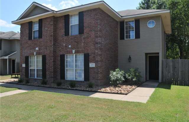 1206 Oney Hervey Drive