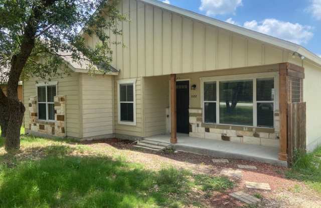 122 Tom Lea Drive